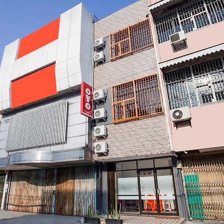 Oyo 2720 Sutomo Inn Medan Dış mekan fotoğraf