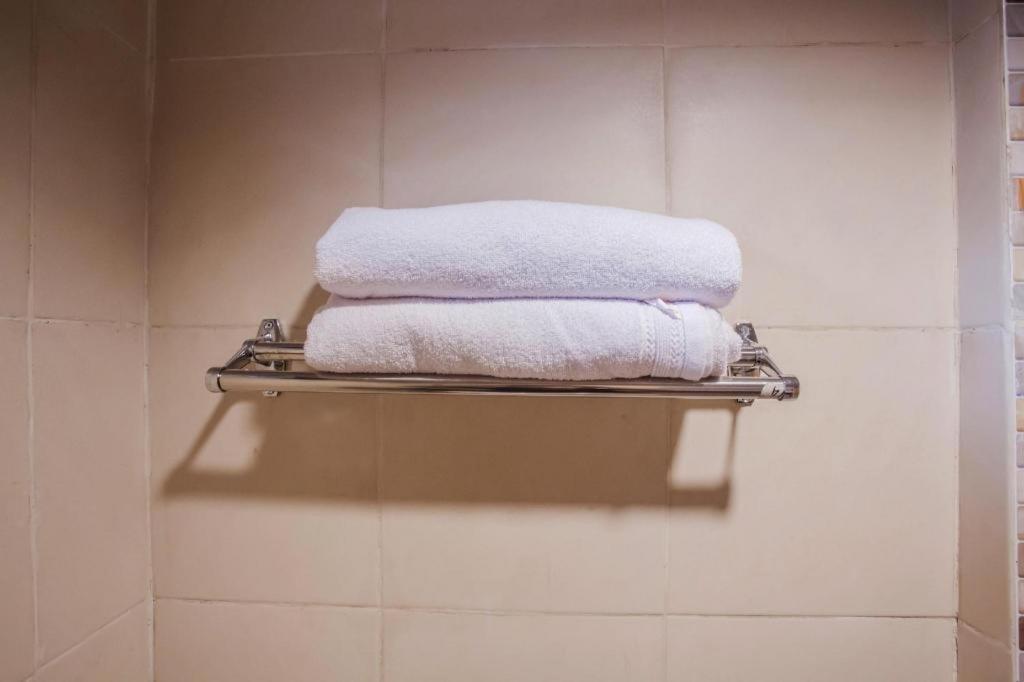 Oyo 2720 Sutomo Inn Medan Dış mekan fotoğraf