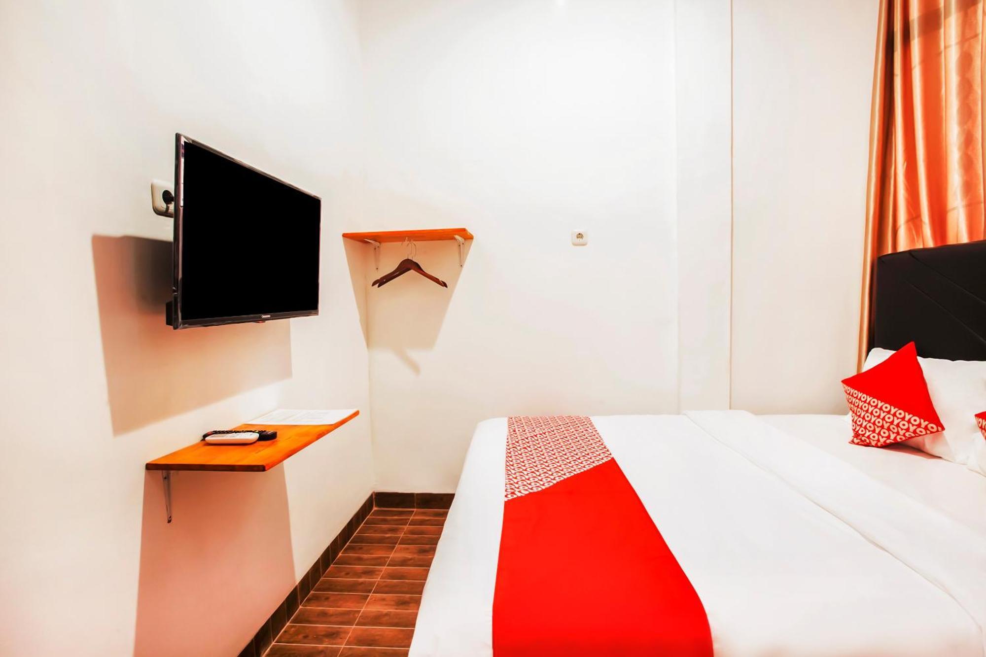 Oyo 2720 Sutomo Inn Medan Dış mekan fotoğraf
