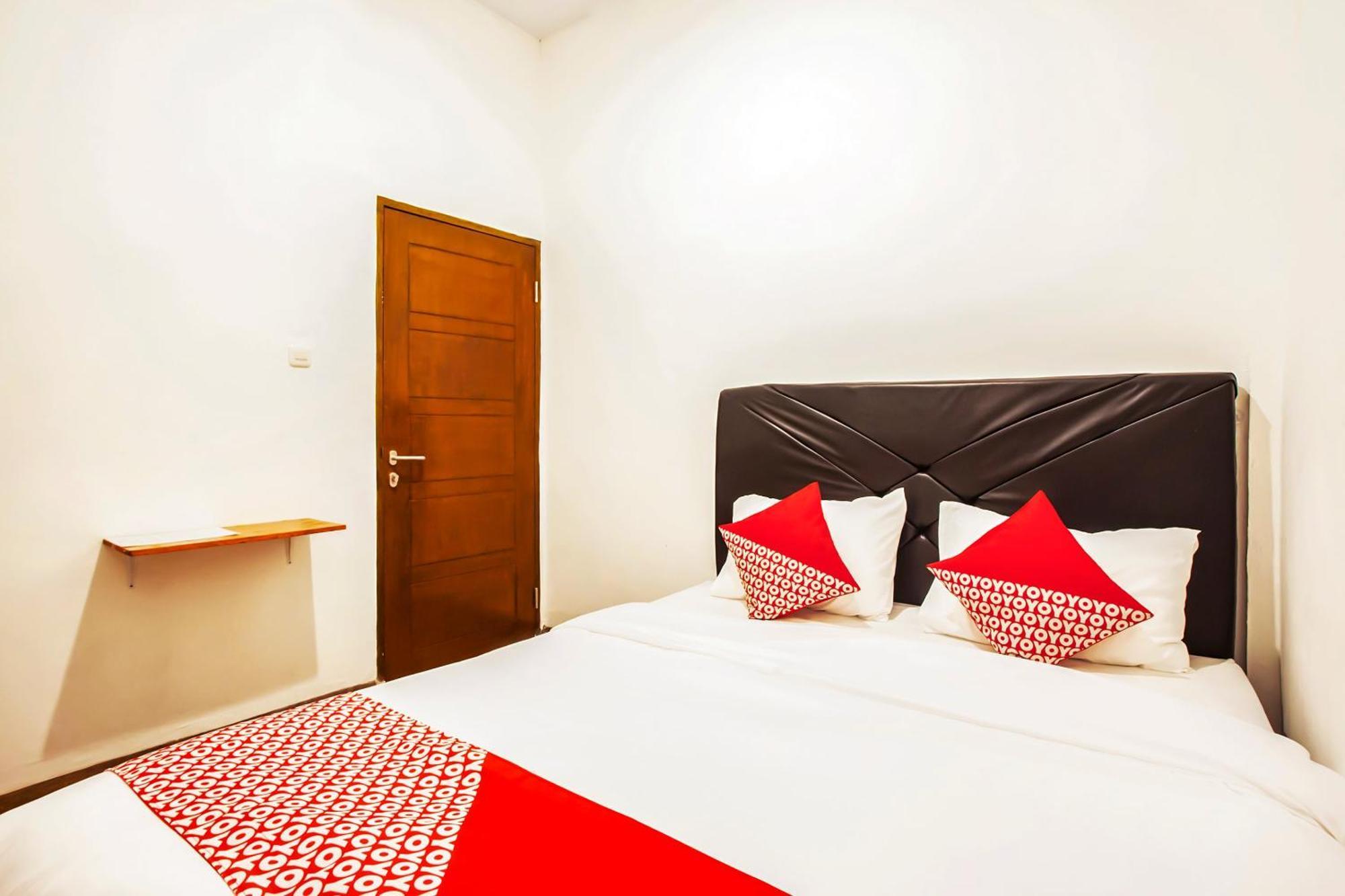 Oyo 2720 Sutomo Inn Medan Dış mekan fotoğraf