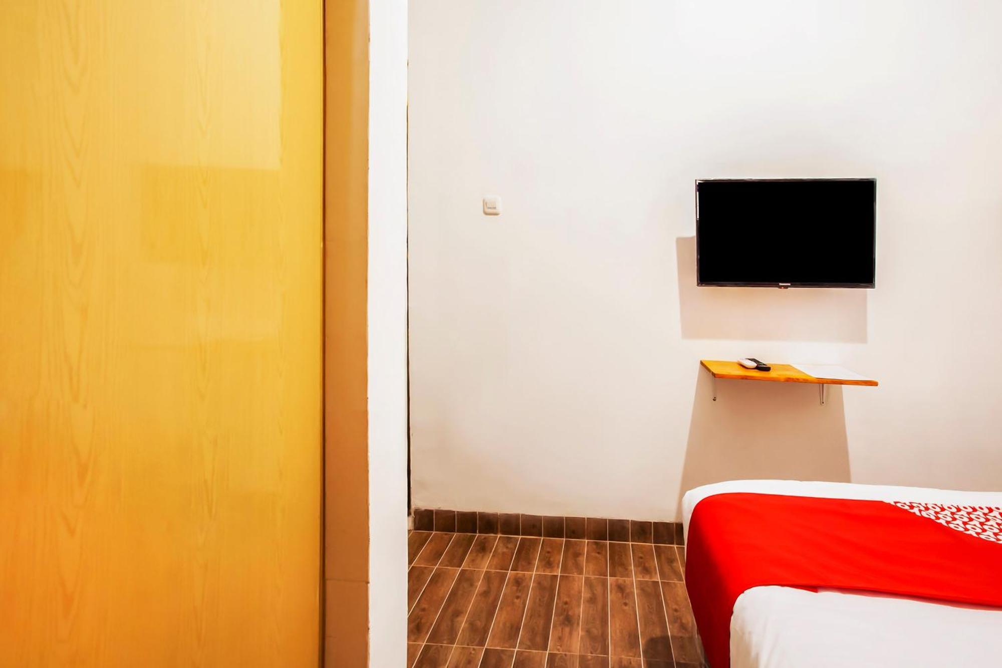 Oyo 2720 Sutomo Inn Medan Dış mekan fotoğraf