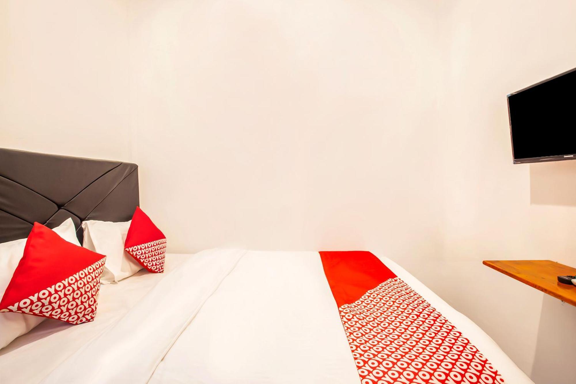 Oyo 2720 Sutomo Inn Medan Dış mekan fotoğraf
